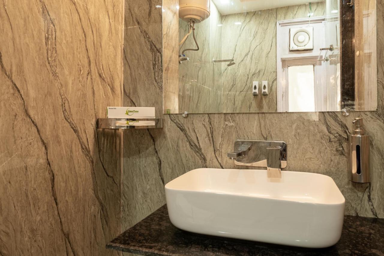 Lime Boutique B&B Gk-1 At Kailash Colony Metro , Greater Kailash Near Eros Hotel Nehru Place นิวเดลี ภายนอก รูปภาพ