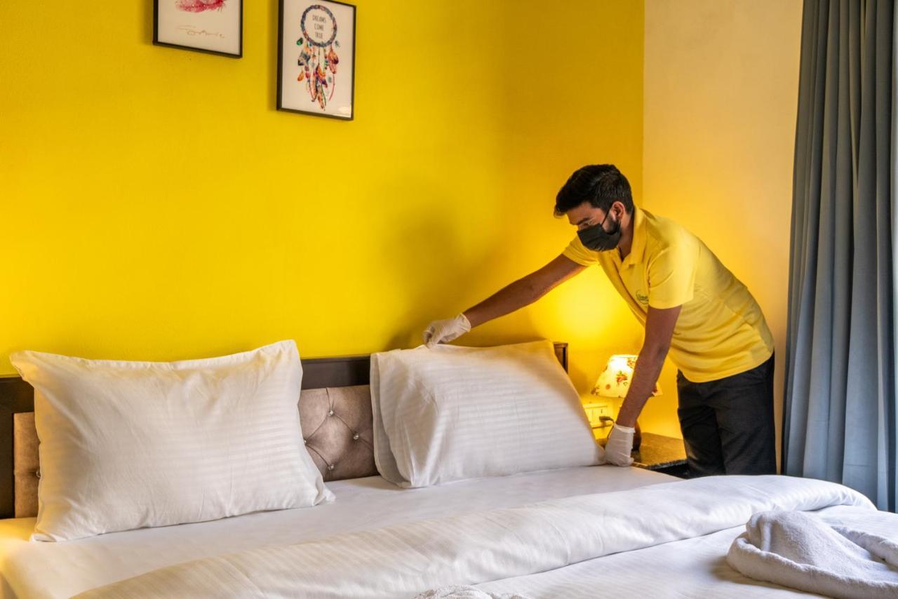 Lime Boutique B&B Gk-1 At Kailash Colony Metro , Greater Kailash Near Eros Hotel Nehru Place นิวเดลี ภายนอก รูปภาพ