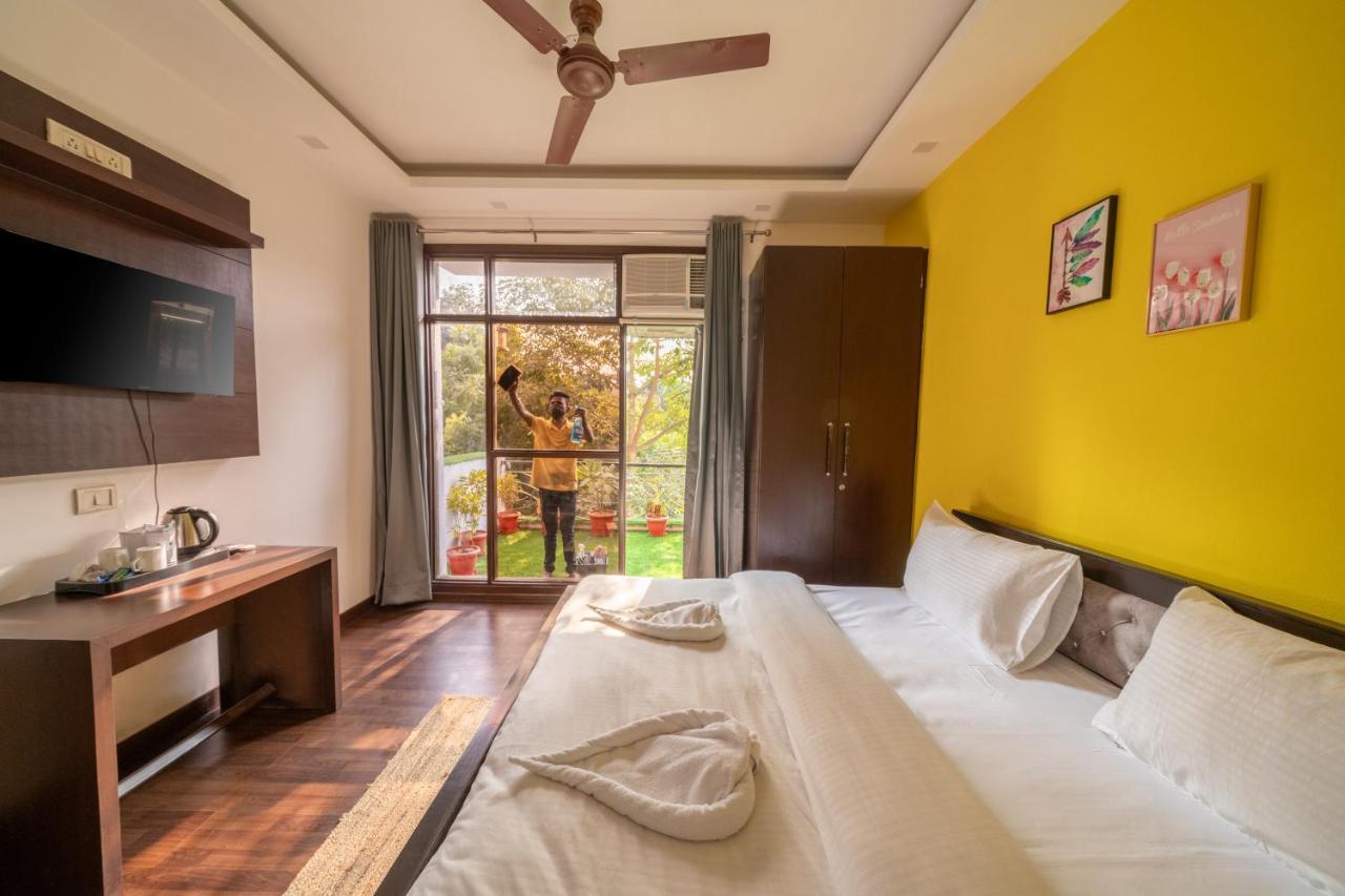 Lime Boutique B&B Gk-1 At Kailash Colony Metro , Greater Kailash Near Eros Hotel Nehru Place นิวเดลี ภายนอก รูปภาพ