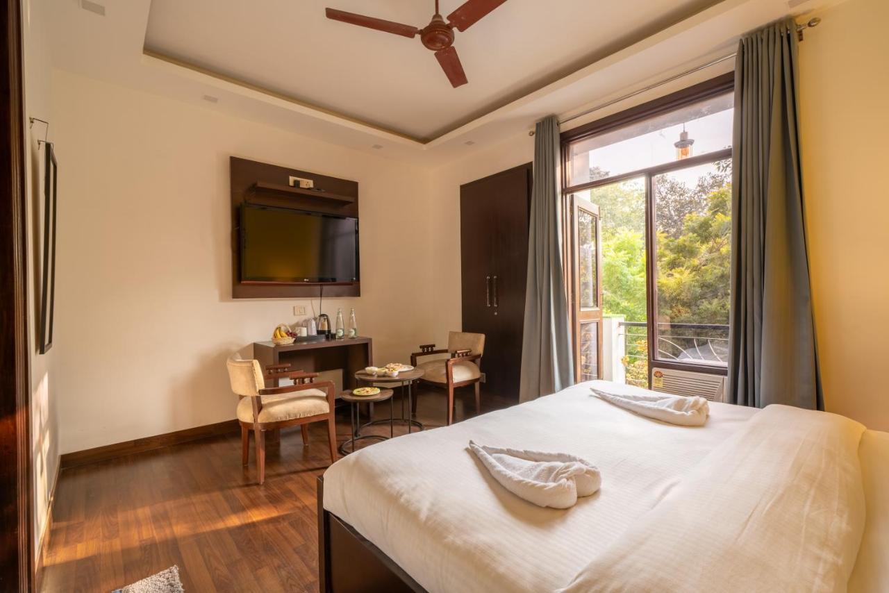 Lime Boutique B&B Gk-1 At Kailash Colony Metro , Greater Kailash Near Eros Hotel Nehru Place นิวเดลี ภายนอก รูปภาพ